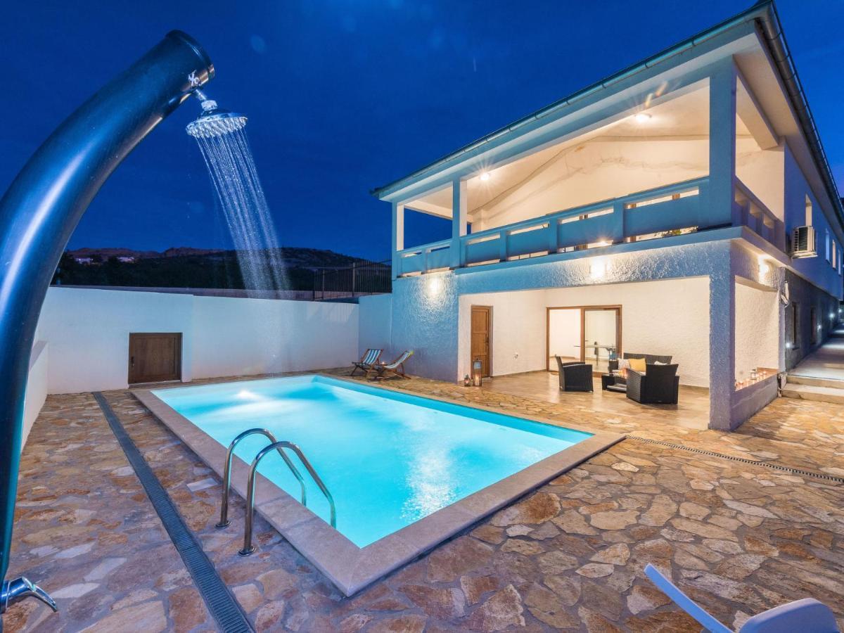 Holiday Home Velebit By Interhome Rovanjska Exterior photo