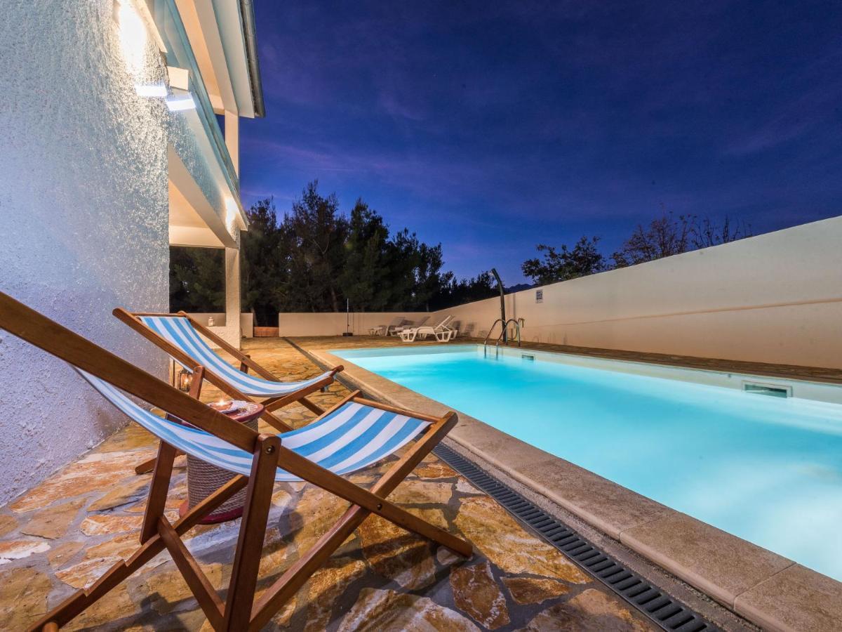 Holiday Home Velebit By Interhome Rovanjska Exterior photo